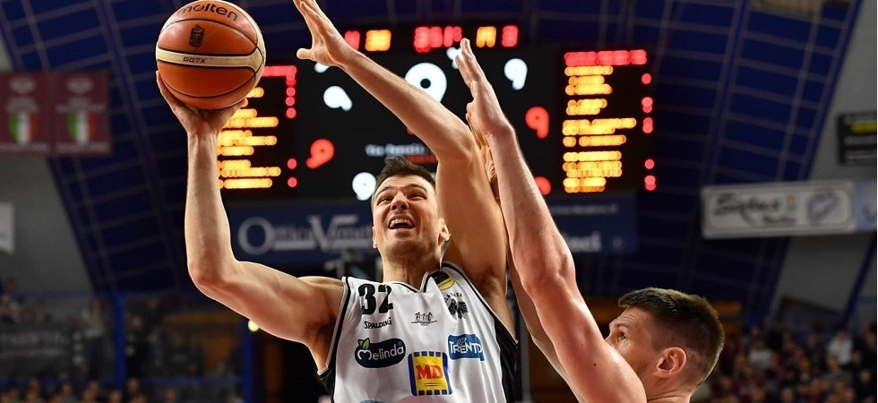 Foto di Daniele Montigiani Colpo Aquila Basket, Trento espugna il Taliercio e manda Venezia ko all'overtime